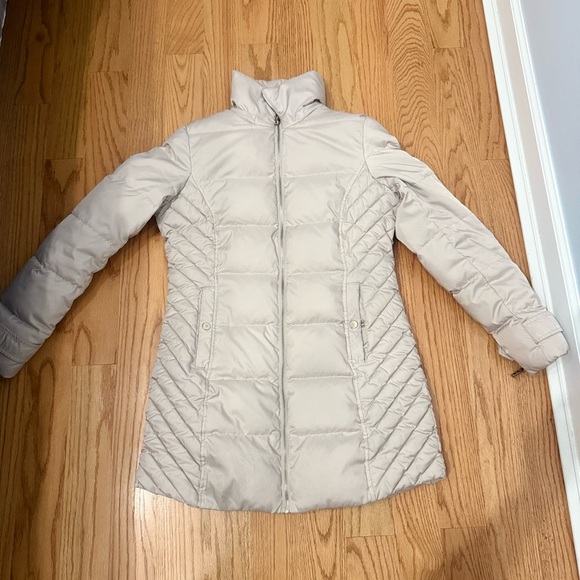 Kenneth Cole Reaction Jackets & Blazers - Kenneth Cole Reaction Beige Puffer Jacket